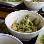 ペンション はなのや - たらの芽のじゅうねん味噌あえ