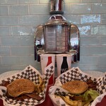 Mel's Drive-In - 『Crispy Buffalo Bacon Sandwich $15.49』 『Freestyle Soda $4.79』