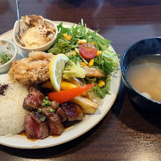 口コミ一覧 : Twinkle cafe&food （トゥインクル カフェアンドフード