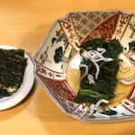 いな穂 - しどけのおひたしは海苔で食べます。