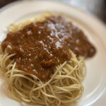 カレン - ミートスパゲッティ（サラダ付き）
850円