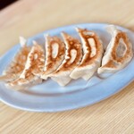 アルプス食堂 - 餃子(手作り)