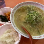 金龍ラーメン 難波千日前店 - 