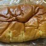 ツルヤ - 料理写真:クリームパン99円とは思えないおいしさ