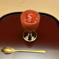 徳ㇵ本也 - いちごシャーベットが美しい