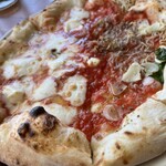 ナルーチェ - マルゲリータマスカルポーネとマリナーラしらす