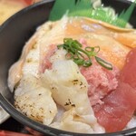 魚丼屋 - 料理写真: