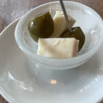 スガハラ - アミューズ　チーズと何やら酸っぱいもの