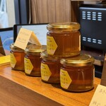 みつば養蜂 あきばちさん - 