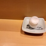 銀座 しのはら - 水で膨らむ手拭き