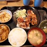 いこう - 肉定食(からあげチキンステーキ)