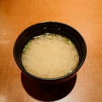 卯作 - "とんかつ屋"の"味噌汁"は、勿論旨い。