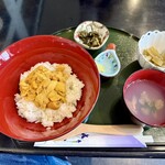 よっ亭 - 料理写真:生うに丼¥2800