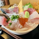 めし家 やまや - 海鮮どど丼とアジフライセット2420円