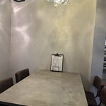 DELI BAR 猫も杓子も - 