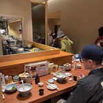 日本橋 海鮮丼 つじ半 室町店 - 