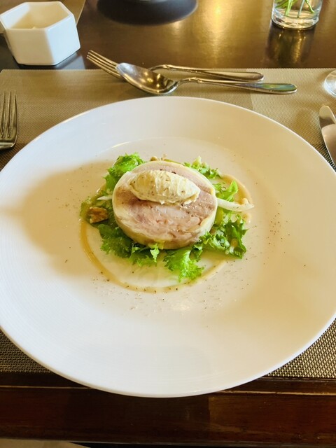 french restaurant will