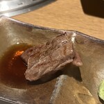 柳橋焼にく わにく - 肩ロース
