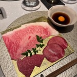 肉割烹 重㐂 新日本橋 - 