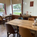 Curry & Bake - 客席