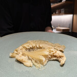 虹霓 - フカヒレ調理前