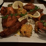 ゴングル 南青山本店 - タンドールプレート