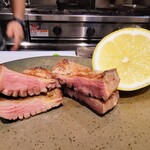 焼肉 ホルモン Beef Boss - 厚切りタン