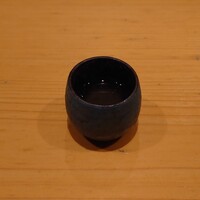 日本料理 丸しま - 食前酒　　季節のリキュール　　八朔と梅
                
                
                　　　　　
