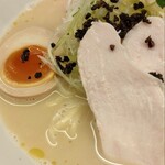 麺や 鶏次と貝次 - トリュフそば【大盛＆レアチャーシュー】 2025.05.03