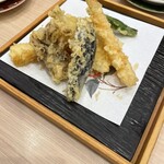 回転寿し 旬楽 - 