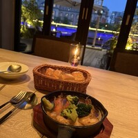 スミレオオサカ - 