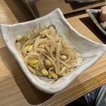 焼肉 牛びより - もやしナムル(^_^)