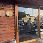 ザ・コーヒーハウス 大供本町店 - この大きなガラス戸を左から右にスライドして開けてくださいね笑