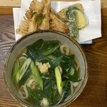 花坊 - ネギうどんとたけのこ天ぷらセット
