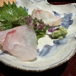 銀座 青天 - 鯛とヒラメの刺身（寝かせたバージョン）