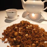 中国飯店 - 松の実のせ牛挽き肉入りたまり醤油チャーハン