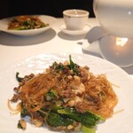 中国飯店 - 挽肉と春雨と青菜の辛味炒め