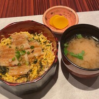 かがり - かがり(炙り穴子重、味噌汁、香の物)