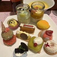 ロビーラウンジ 「マーブルラウンジ」 ヒルトン東京 - 