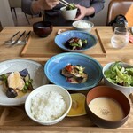 つるよし料理店 - 全容