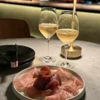 ERUTAN RESTAURANT BAR - 