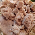 ケンチャンラーメン - 細切れチャーシュー