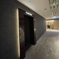 TANAKA YAKINIKU RESTAURANTE - 入り口