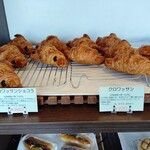 パン工房 ショコラ - クロワッサン