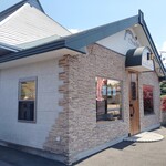 パン工房 ショコラ - お店の横に駐車場あります