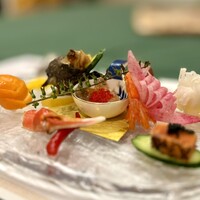 中国料理 盤古殿 新横浜プリンスホテル店 - 前菜）豪華彩り冷菜の盛り合わせ