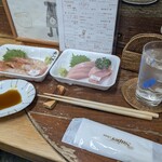 呑める魚屋 魚徳 - 