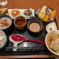 ヒル薬膳粥・ヨル貝料理カイノクチ - 