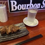 焼き鳥アポロ - 白レバー！最後の2本✨この日はあまり入荷がなかったそう。食べられてほんとによかった。