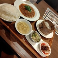 正宗広東私房菜サワダ 梅田エスト店 -  正宗広東私房菜サワダ 梅田エスト店 -